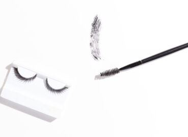 A Guide To Best Practices For Safe Eyelash Adhesive Use